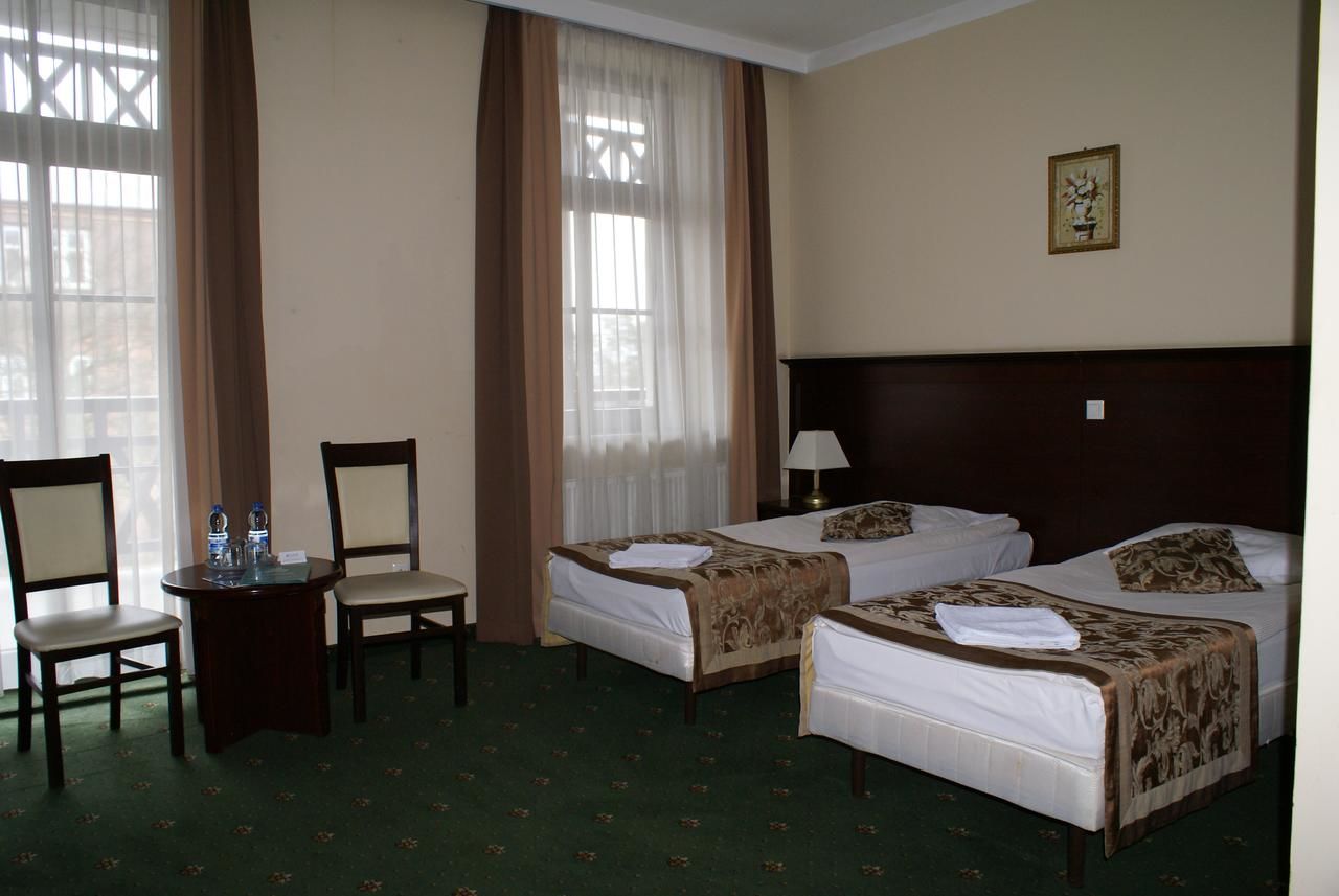 Отель Hotel Uzdrowiskowy St George Цехоцинек